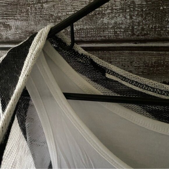 NWT Chelsea & Theodore Chevron Long-Sleeved Knit Top‎ Pullover Size L - Picture 5 of 9